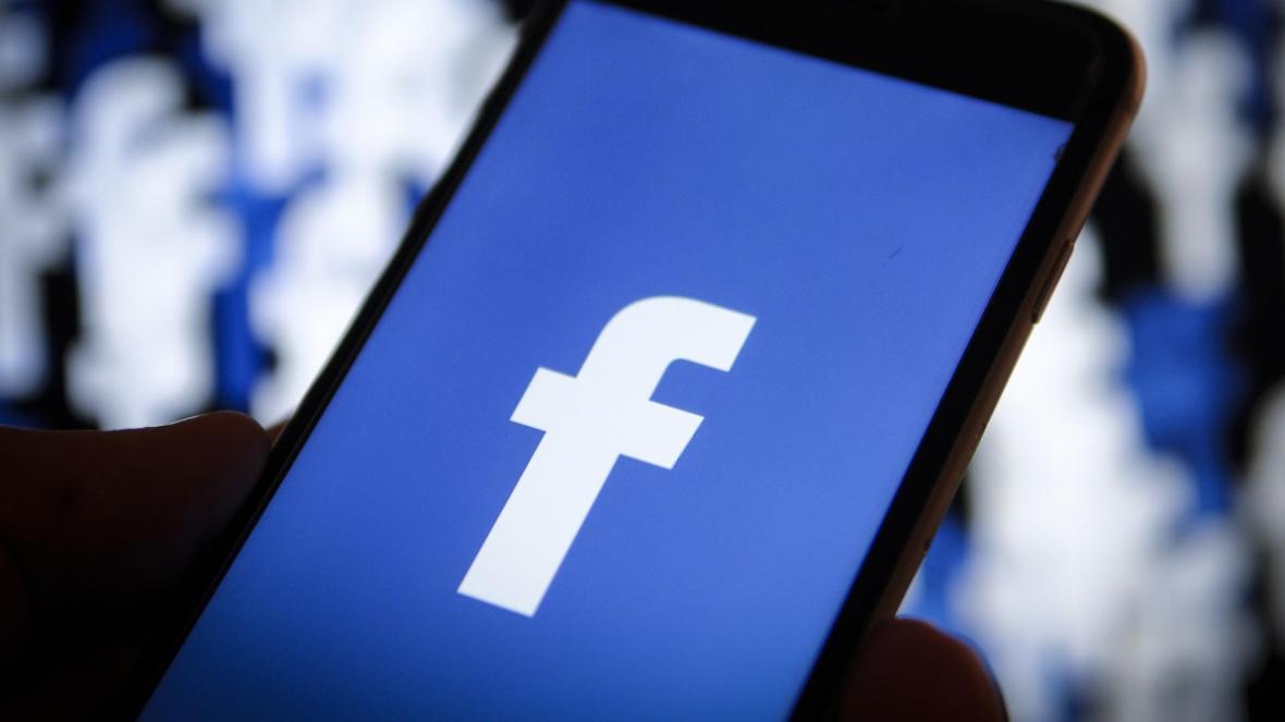 آینده مبهم شبکه اجتماعی فیس بوک؛ رسوایی های زاکربرگ در فروش اطلاعات شخصی کاربران فیس بوک تمامی ندارد!