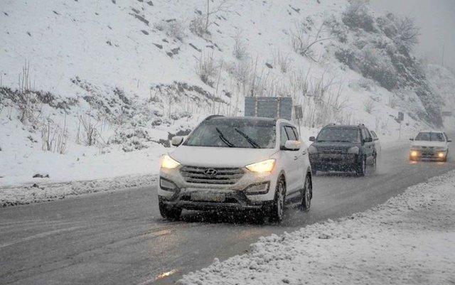 3 نفر گرفتار در برف و کولاک در تالش نجات یافتند