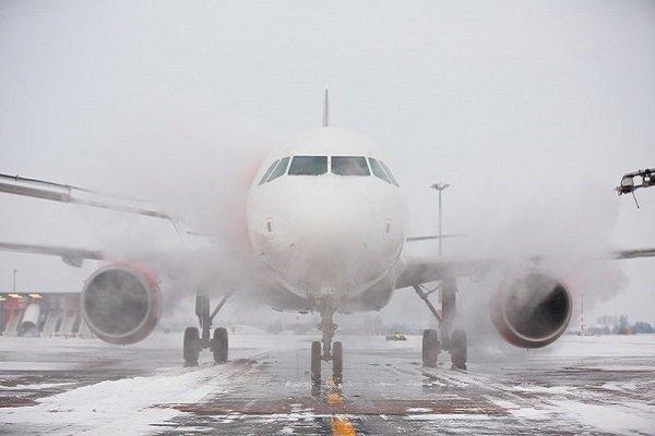 احتمال لغو پروازهای داخلی در پی برف و بوران امروز