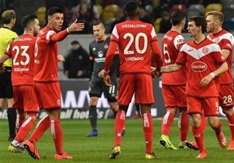 فزونی خانگی فورتونادوسلدورف مقابل تیم 10 نفره