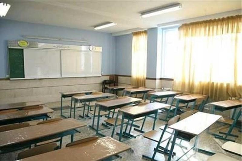 مدارس شهرستانهای سیلزده خوزستان تا 26 فروردین تعطیل است
