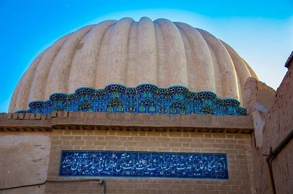 بقعه ستی فاطمه یزد موریانه زدایی شد