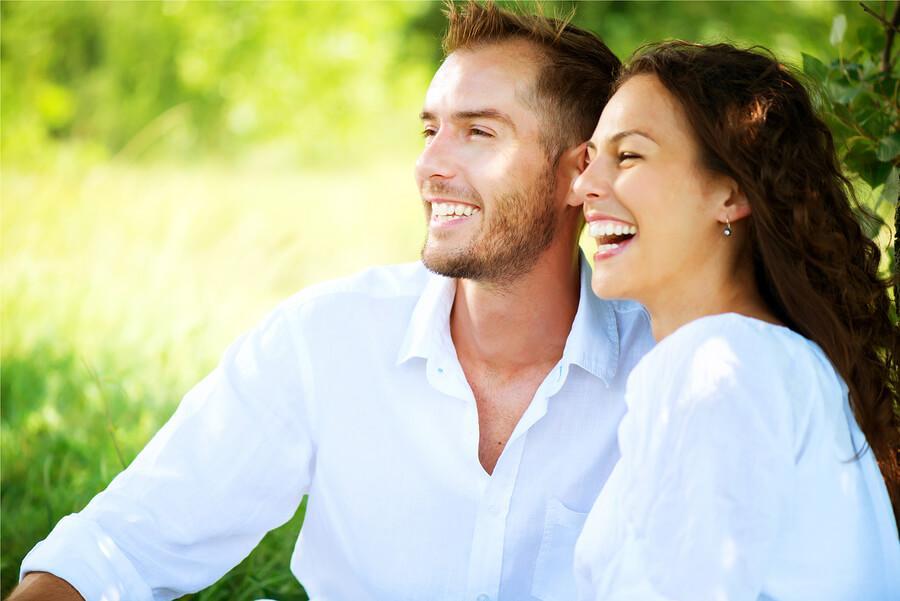 رابطه زناشویی شاد؛9 نشانه که می گویند در یک رابطه زناشویی شاد و سالم هستید