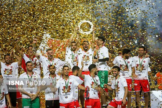 جام قهرمانی جام حذفی به پرسپولیس اهدا شد