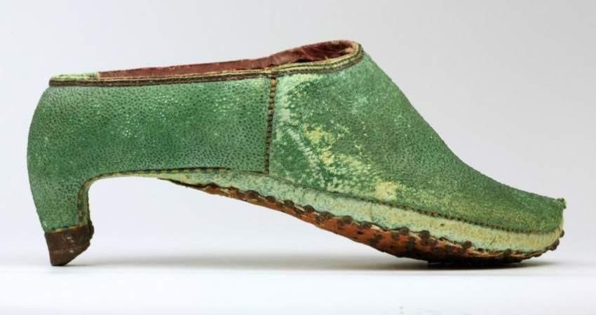 کفش پاشنه بلند ؛ مُدی که مردان سرباز ایران باستان آن را شروع کردند