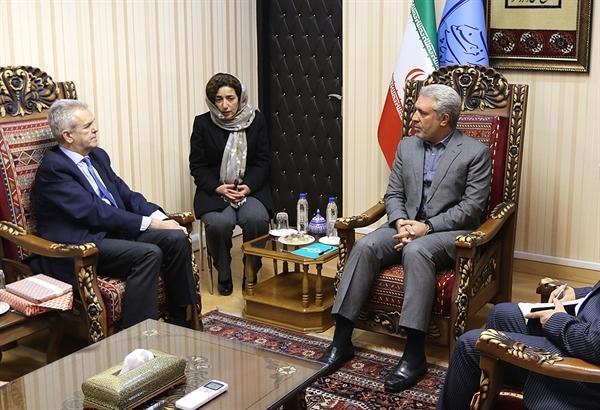 برگزاری موزه های مشترک یکی از راه های نشان دادن واقعیت هاست، برگزاری موزه های مشترک یکی از راه های نشان دادن واقعیت هاست، شناخت ملت ها از همدیگر به صلح جهانی یاری می نماید