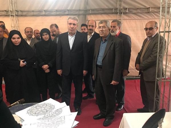 بازدید معاون رئیس جمهوری از جشنواره ملی فرهنگ و هنر اقوام ایرانی در دانشگاه شریف