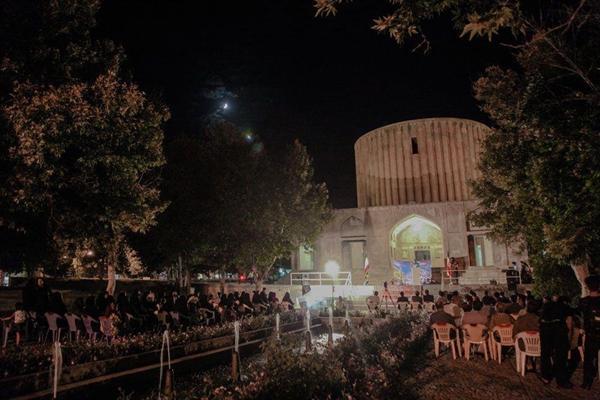 مراسم شب شعر رضوی در مجموعه فرهنگی تاریخی کاخ خورشید کلات مراسم شب شعر رضوی در مجموعه فرهنگی تاریخی کاخ خورشید کلات برگزار گشت