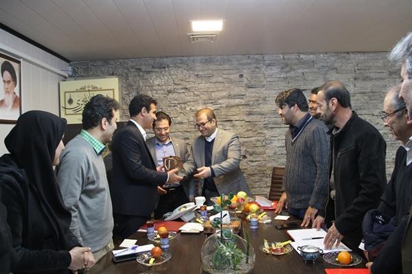مدیر جدید پایگاه ملی اورامانات معرفی شد مدیر جدید پایگاه ملی اورامانات معرفی شد