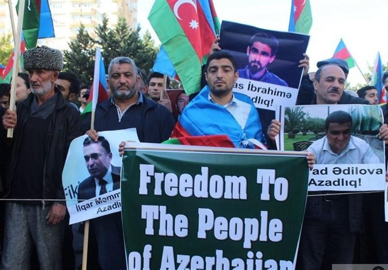 گزارش ، تجمع اعتراضی در باکو و بازداشت ده ها فعال سیاسی