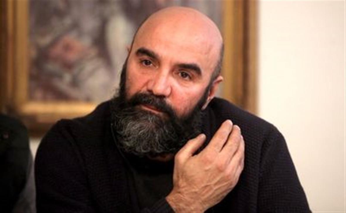 بی همگان به دنبال کارگردان، قصه ای 100 قسمتی با داستان ازدواج بی همگان به دنبال کارگردان، قصه ای 100 قسمتی با داستان ازدواج