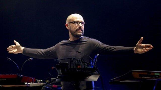 چرا شیلر در آخرین کنسرتش از ایرانی ها استفاده نکرد؟