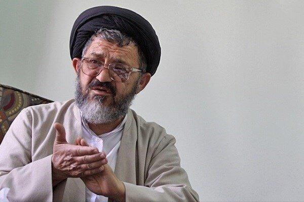 اکرمی: مطلع سازی مردم در ماجرای بنزین، هزینه های آن را به حداقل می رساند