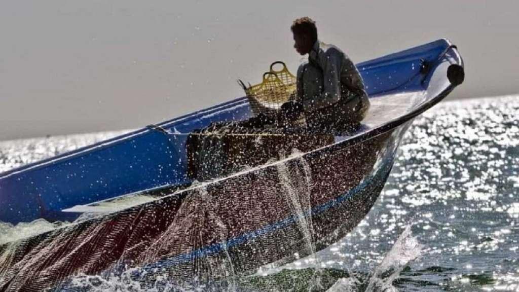 سهمیه بنزین قایق های صیادی 1200 لیتر در ماه تعیین شد سهمیه بنزین قایق های صیادی 1200 لیتر در ماه مشخص شد