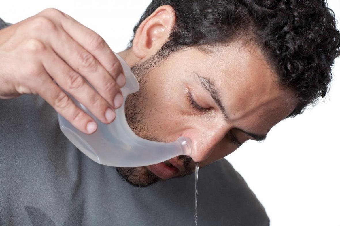 آشنایی با وسیله ای برای شستشوی بینی7 توصیه ایمنی قبل از استفاده از نتی پات
