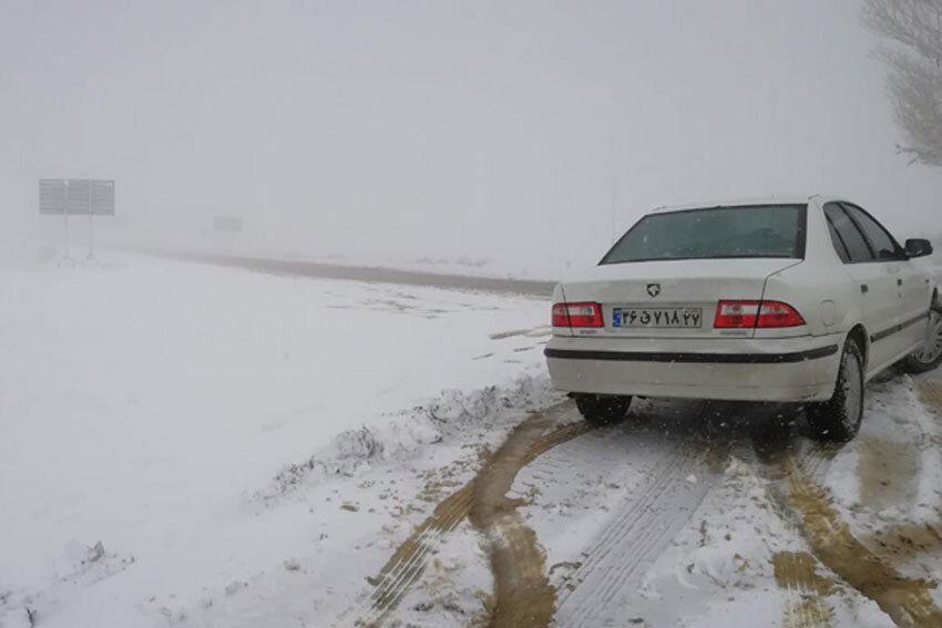 28 دی؛ گزارش شرایط راه ها ، برف و باران در جاده های 13 استان