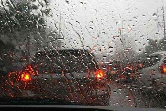 افزایش توجه به مقررات رانندگی به دلیل ورود سامانه بارشی
