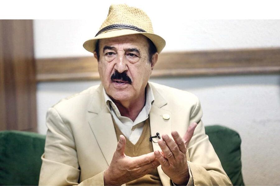 دستمزدم لبخند مردم است