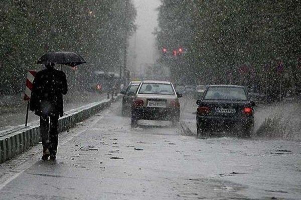 جوی آرام در جاده های کشور