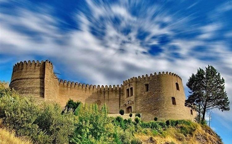 زلزله به قلعه فلک الافلاک لرستان آسیب زد