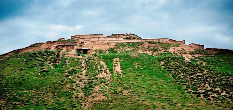 با کاخ دژ زیویه نماد قدمت تاریخی سقز آشنا شوید با کاخ دژ زیویه نماد قدمت تاریخی سقز آشنا شوید