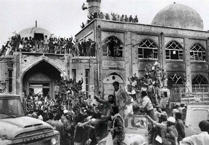 برخلاف قاجار و پهلوی؛ این بار نه خاک را از دست دادیم و نه عزت را!