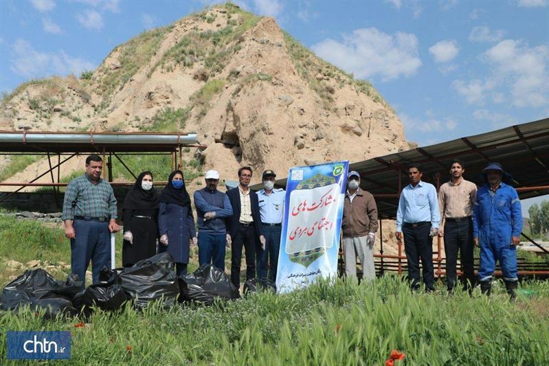 محوطه تاریخی تپه سرسختی شازند از زباله پاک سازی شد محوطه تاریخی تپه سرسختی شازند از زباله پاک سازی شد