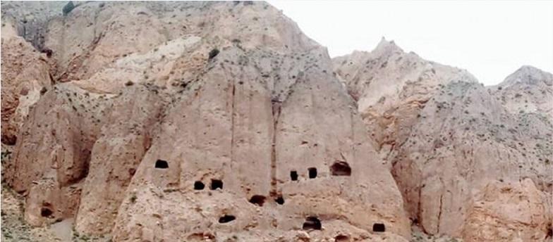 کشفی دیگر در محوطه کافرکلی های آمل کشفی دیگر در محوطه کافرکلی های آمل