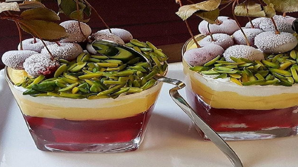 طرز تهیه ترایفل کلاسیک طرز تهیه ترایفل کلاسیک