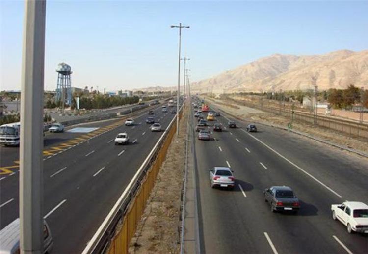 حریق فضای سبز در محدوده اتوبان تهران-کرج حریق فضای سبز در محدوده اتوبان تهران-کرج