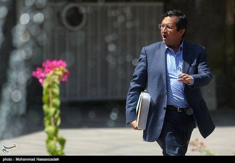 همتی می خواهد فرداشب بدون تعارف حرف بزند همتی می خواهد فرداشب بدون تعارف حرف بزند