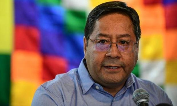 لوئیس آرسه با کسب 55 درصد پیروز شد
