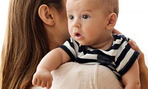 روش های آروغ دریافت از نوزاد