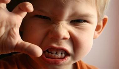 کنترل خشم بچه ها از طریق بازی