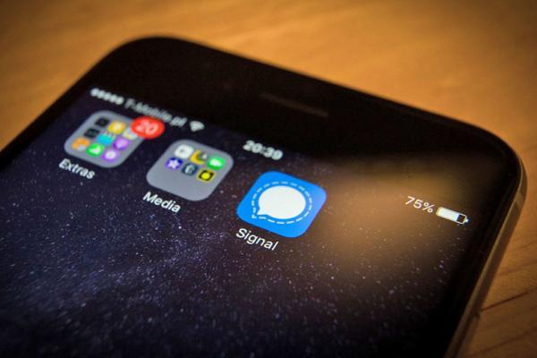 مهاجرت کاربران از واتس اپ به سیگنال