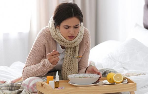 23 خوراکی و نوشیدنی مفید برای درمان فوری سرماخوردگی