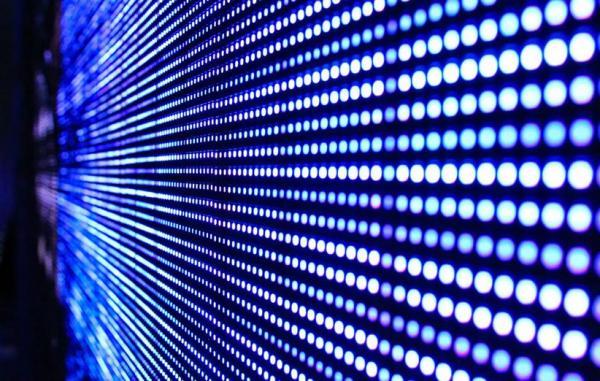 تکنولوژی Mini-LED چیست و چرا اپل به استفاده از آن روی آورده؟ تکنولوژی Mini-LED چیست و چرا اپل به استفاده از آن روی آورده؟