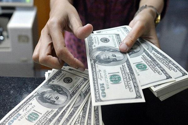 قیمت دلار 19 فروردین 1400 به 24 هزار و 467 تومان رسید قیمت دلار 19 فروردین 1400 به 24 هزار و 467 تومان رسید