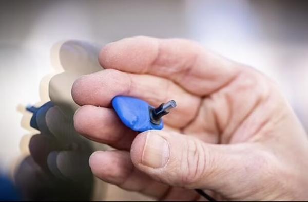 امکان کنترل رایانه با ماهیچه گوش برای افراد معلول