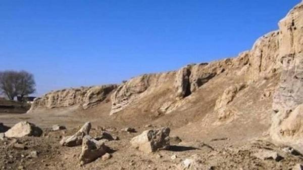 کاوش در قبرستان قدیمی فامنین کاوش در قبرستان قدیمی فامنین