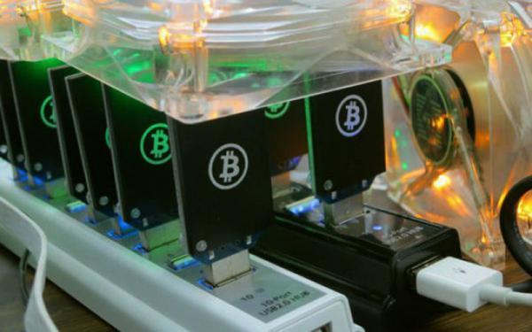 استخراج بیت کوین در مطب دندانپزشکی! استخراج بیت کوین در مطب دندانپزشکی!