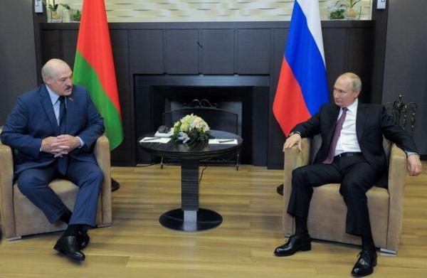 آمریکا، بلاروس را تحریم می نماید، لوکاشنکو با کیفی پر از سند و مدرک به ملاقات پوتین رفت