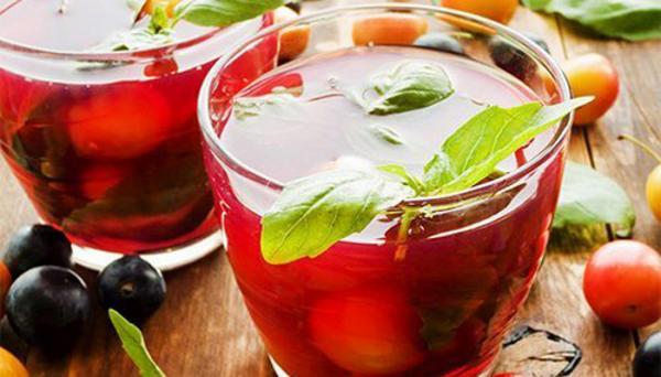 طرز تهیه کمپوت آلو سیاه به 2 روش ساده و عالی طرز تهیه کمپوت آلو سیاه به 2 روش ساده و عالی