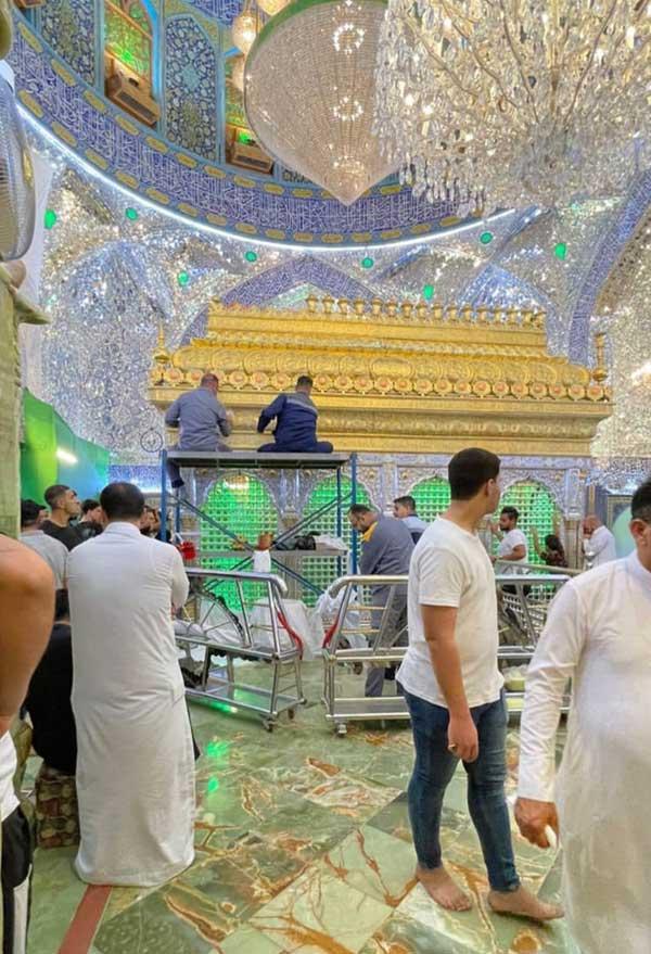 ضریح حرم امام علی (ع) غبارروبی شد