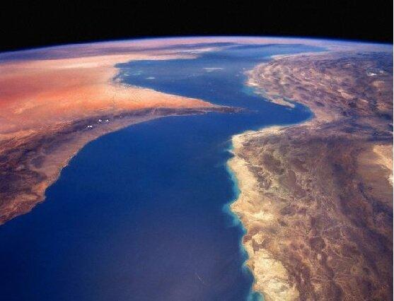 و خلیج همیشگی فارس...