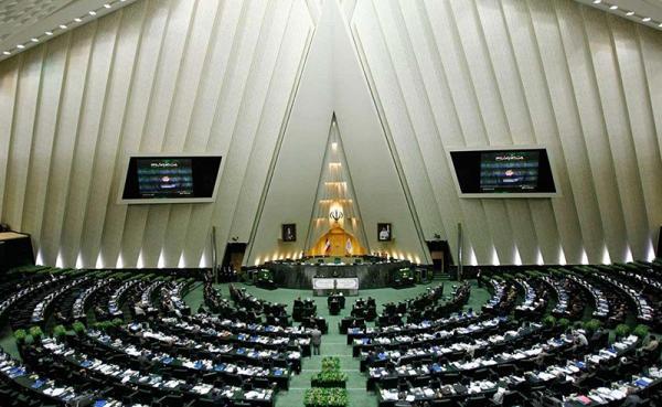 نمایندگان مجلس طرح صیانت از حقوق کاربران در فضای مجازی را نمایندگان مجلس طرح صیانت از حقوق کاربران در فضای مجازی را به کمیسیون تخصصی فرستادند