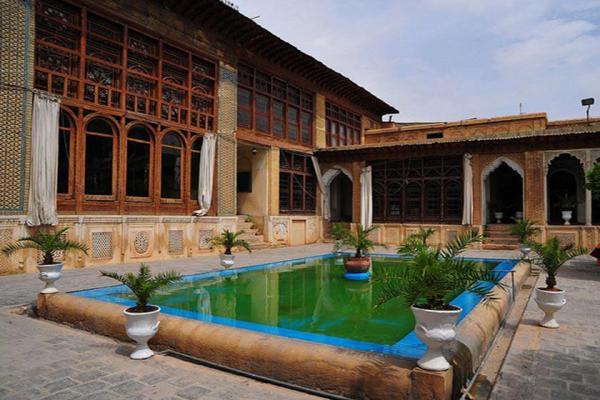 اولین موزه خصوصی هنر های تجسمی ایران کجاست؟