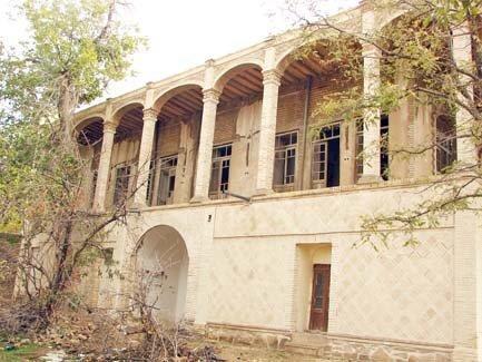 حال ناخوش عمارت تاریخی منصوری همدان حال ناخوش عمارت تاریخی منصوری همدان