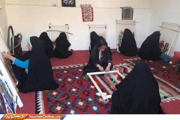 حمایت بنیاد آستان قدس رضوی از صنعتگران لرستانی حمایت بنیاد آستان قدس رضوی از صنعتگران لرستانی
