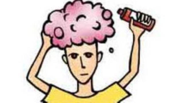 نحوه صحیح شستن موها نحوه صحیح شستن موها